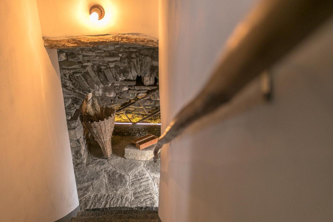 Albergo Diffuso Ca' Spiga Laglio Buitenkant foto